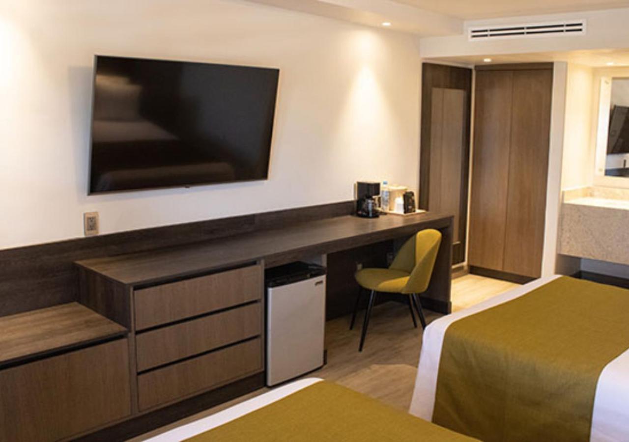 Hotel Calafia Mexicali Eksteriør billede